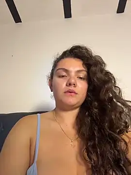 Snapshot of eva_y_marcelo chatting on 04-14-26, 11:59 eva y marcelo online show from 04-14-26, 11:59