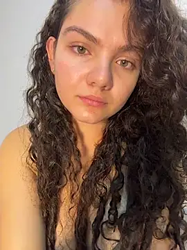 Snapshot of eva_y_marcelo chatting on 04-06-26, 11:44 eva y marcelo online show from 04-06-26, 11:44