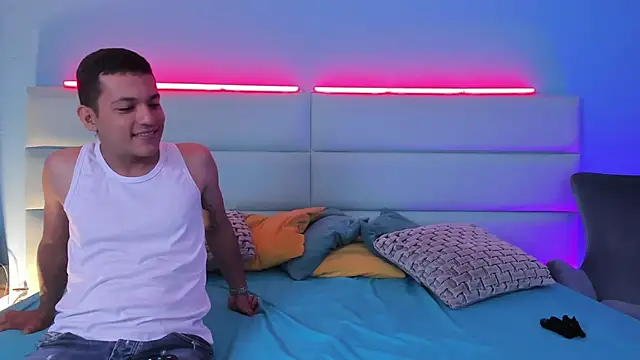 SophieRoyals online show from 01-22-25, 01:11