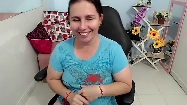 victoria jones online show from 09-25-25, 02:01