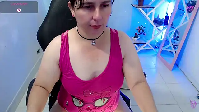 victoria jones online show from 02-02-26, 12:04