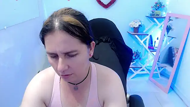 victoria jones online show from 02-13-26, 03:56