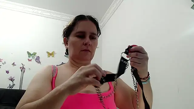 Snapshot of victoria_jones chatting on 05-19-26, 02:24 victoria jones online show from 05-19-26, 02:24