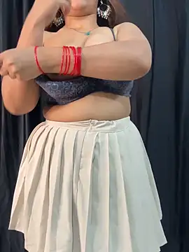 Snapshot of Diya_Chopra chatting on 06-11-26, 04:09 Diya Chopra online show from 06-11-26, 04:09