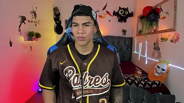 Damian latinxxx online show from 11-02-25, 03:11