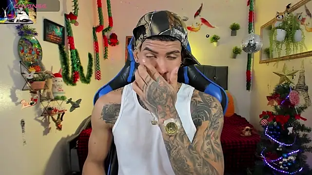 Damian latinxxx online show from 12-22-25, 03:17