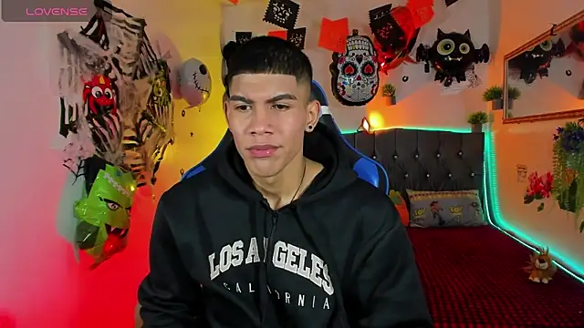 Damian latinxxx online show from 10-08-25, 02:46