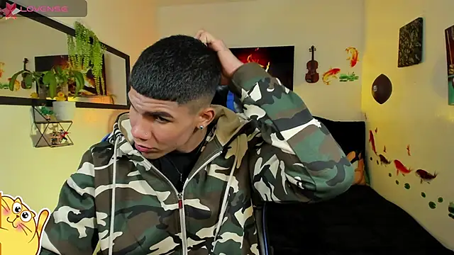 Snapshot of Damian_latinxxx chatting on 05-18-26, 03:06 Damian latinxxx online show from 05-18-26, 03:06