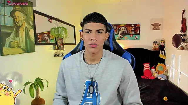 Damian latinxxx online show from 03-31-26, 03:19