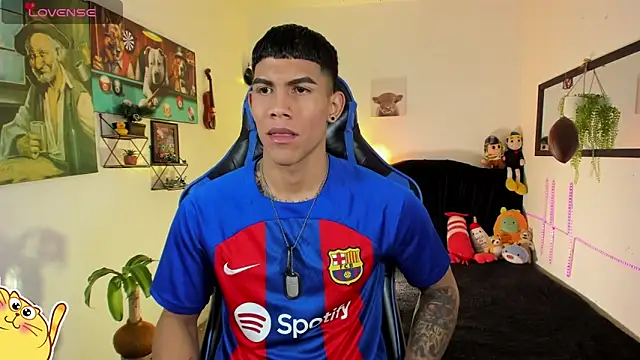 Damian latinxxx online show from 03-30-26, 03:19