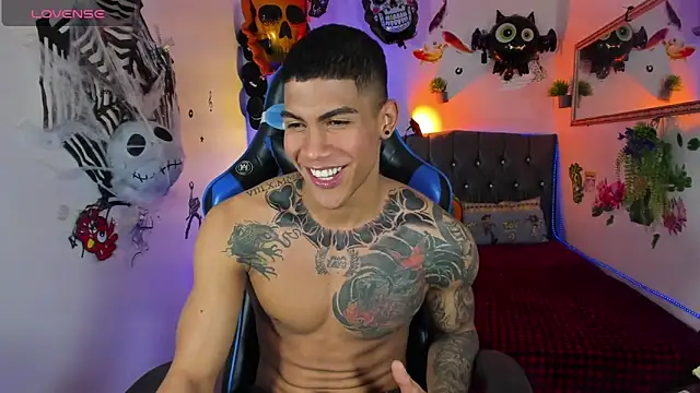 Damian latinxxx online show from 10-13-25, 03:08