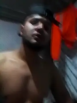 Insciavel01 online show from 10-30-25, 04:11