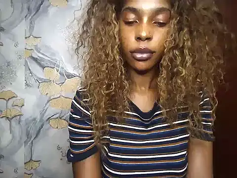 Snapshot of _Gyy_ chatting on 11-08-25, 07:12 Gyy online show from 11-08-25, 07:12