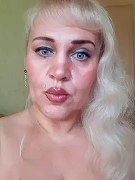 IsabellaBoni online show from 02-12-25, 08:27