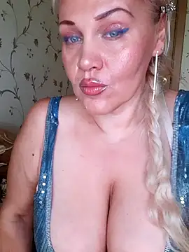 IsabellaBoni online show from 09-19-25, 06:17