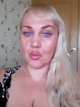 IsabellaBoni online show from 10-08-25, 06:15