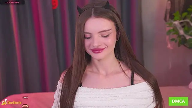 Bellacle online show from 10-26-25, 08:37