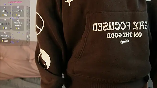 bubble bbb online show from 11-14-25, 04:05