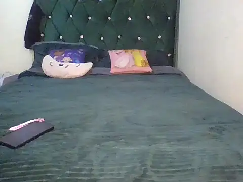 Snapshot of wildnastia chatting on 09-20-25, 03:22 wildnastia online show from 09-20-25, 03:22