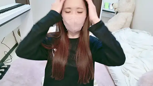Snapshot of -SHINON- chatting on 02-24-25, 02:15 -SHINON- online show from 02-24-25, 02:15