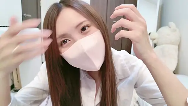 Snapshot of -SHINON- chatting on 02-02-25, 03:17 -SHINON- online show from 02-02-25, 03:17