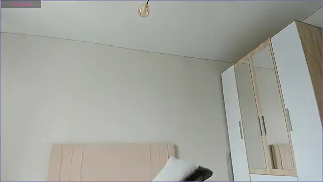 sweety vikky online show from 03-23-25, 04:05