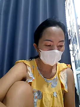 Baby-sexytits18 online show from 09-15-25, 11:27