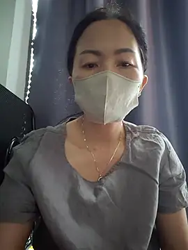 Baby-sexytits18 online show from 10-16-25, 11:46