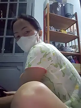 Baby-sexytits18 online show from 09-22-25, 12:00