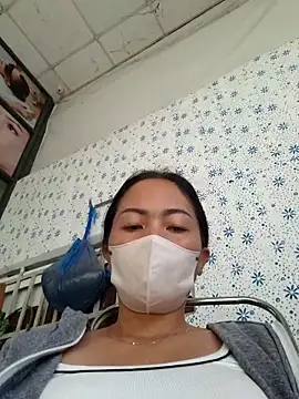 Baby-sexytits18 online show from 09-11-25, 12:21