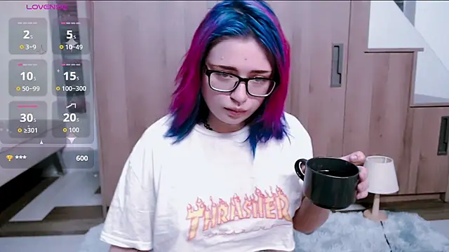 Snapshot of candy_lina chatting on 05-19-26, 10:11 candy lina online show from 05-19-26, 10:11