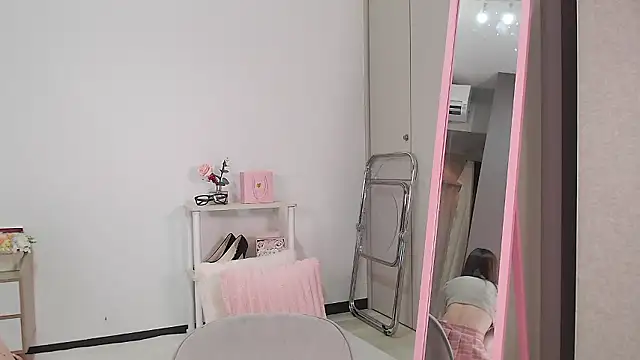 Nogizaka Ai online show from 09-19-25, 11:47