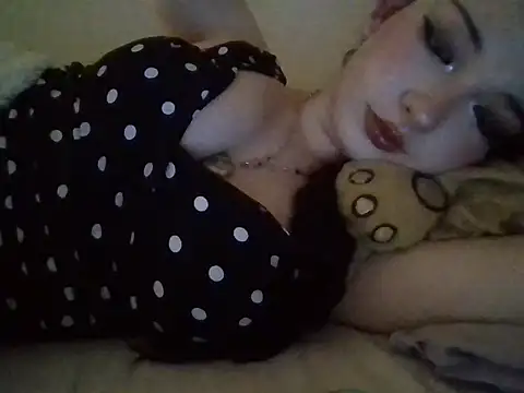 Cerisee04 online show from 09-14-25, 09:37