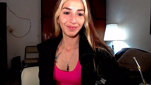 Snapshot of stephieval_ chatting on 06-16-26, 07:41 stephieval online show from 06-16-26, 07:41