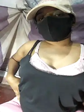 Tharukasenevirathne online show from 06-29-26, 04:50