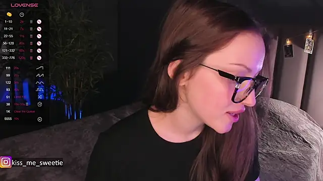 Ashley Mintt online show from 12-22-24, 10:36