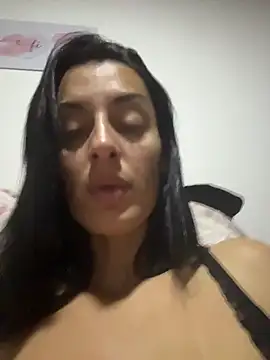 Snapshot of Catmila94 chatting on 07-02-26, 03:45 Catmila94 online show from 07-02-26, 03:45