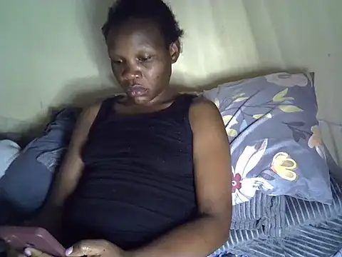 Snapshot of Sweet_serah chatting on 04-07-26, 03:30 Sweet serah online show from 04-07-26, 03:30