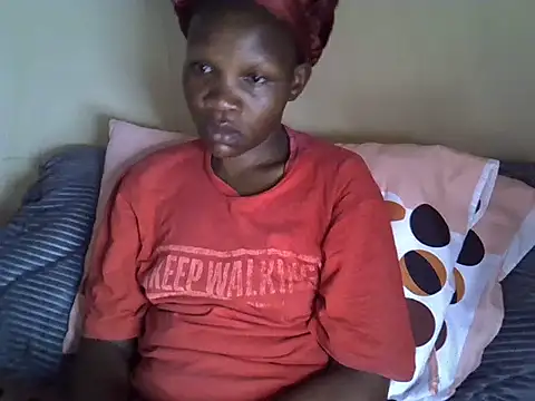 Snapshot of Sweet_serah chatting on 03-05-26, 03:25 Sweet serah online show from 03-05-26, 03:25