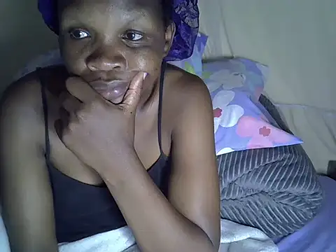 Snapshot of Sweet_serah chatting on 04-09-26, 03:19 Sweet serah online show from 04-09-26, 03:19