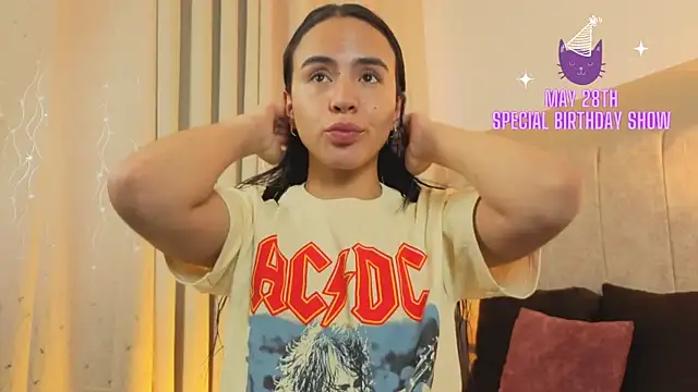 Snapshot of Zara_dulce chatting on 05-13-26, 12:12 Zara dulce online show from 05-13-26, 12:12