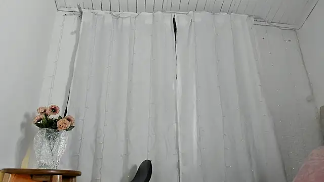 Zara dulce online show from 03-19-25, 12:12