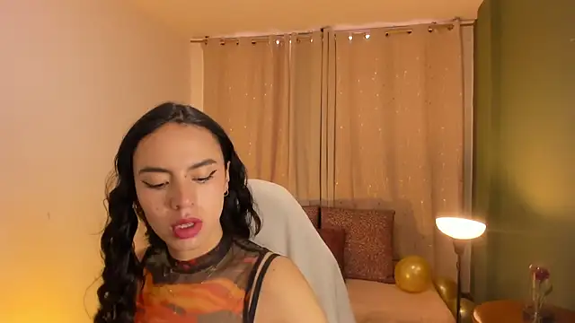 Zara dulce online show from 03-31-26, 12:07