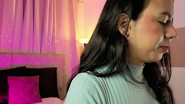 Snapshot of Zara_dulce chatting on 06-08-26, 12:49 Zara dulce online show from 06-08-26, 12:49