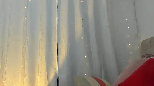 Zara dulce online show from 03-14-25, 12:51