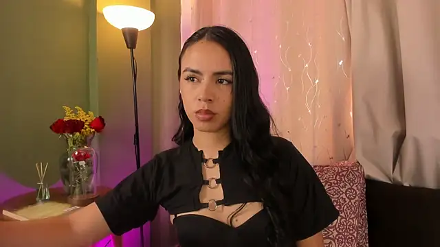 Zara dulce online show from 02-17-26, 04:15