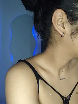 Snapshot of jaderossxx chatting on 07-30-26, 03:44 jaderossxx online show from 07-30-26, 03:44