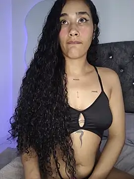 Snapshot of jaderossxx chatting on 07-19-26, 08:27 jaderossxx online show from 07-19-26, 08:27
