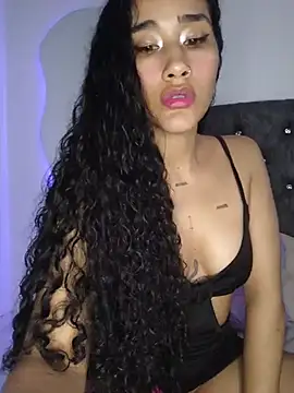 Snapshot of jaderossxx chatting on 07-12-26, 08:09 jaderossxx online show from 07-12-26, 08:09