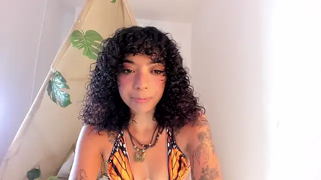 Ariella Ruiz online show from 11-14-25, 11:58